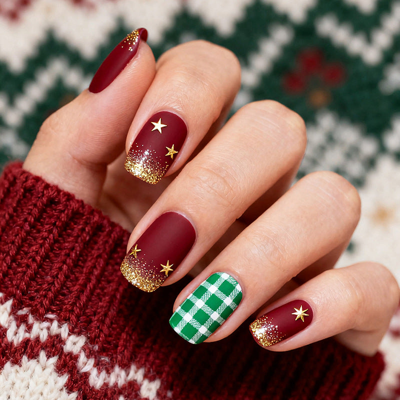 Festive Nail Art Press-On Set Stornfield