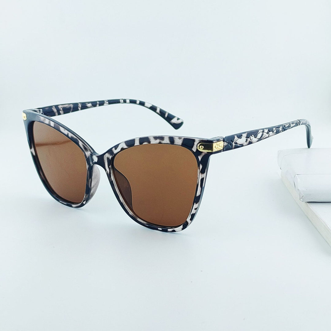 Chic Cat-Eye Sunglasses Stornfield