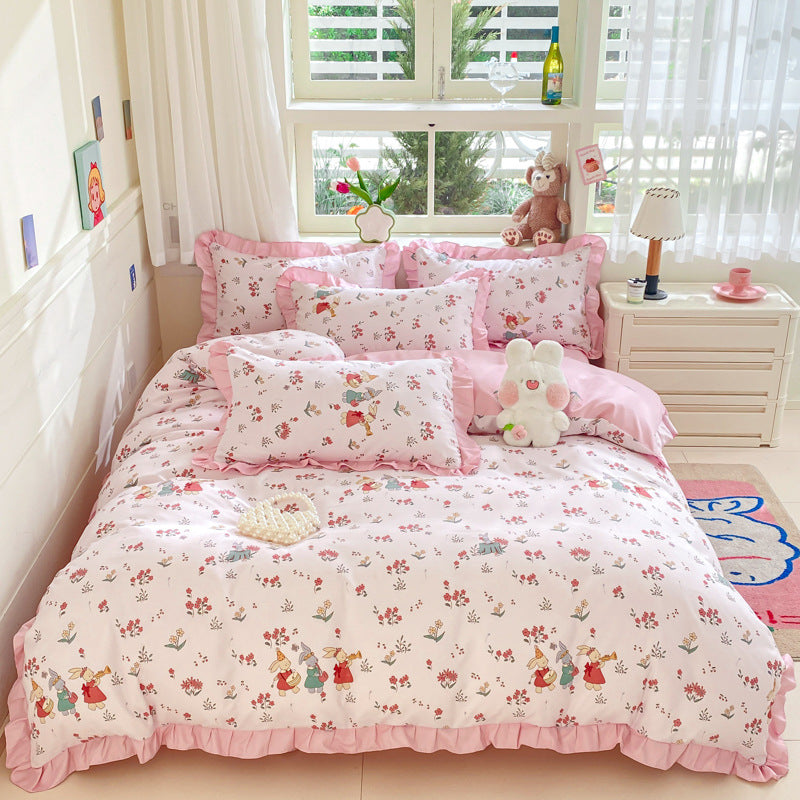 Children's Playful Strawberry Print Bedding Set