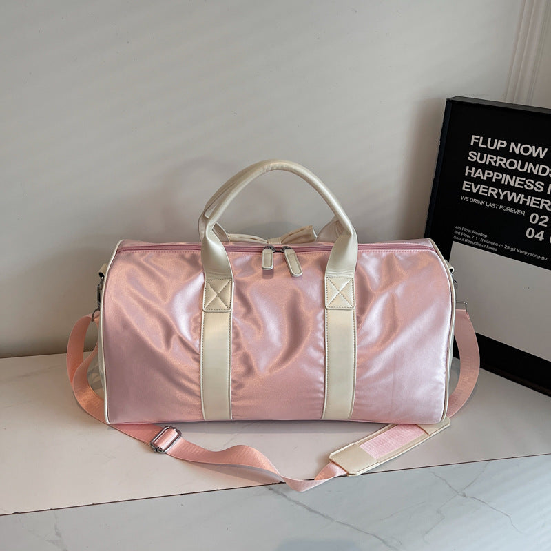 Women's Sporty Travel Bag with Adjustable Shoulder Strap Stornfield