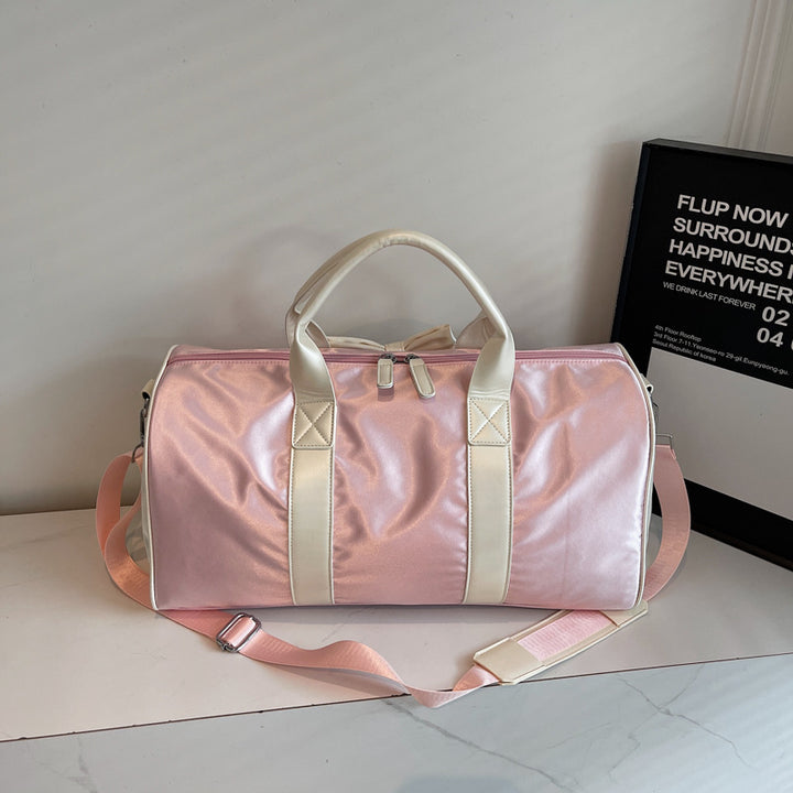 Women's Sporty Travel Bag with Adjustable Shoulder Strap Stornfield