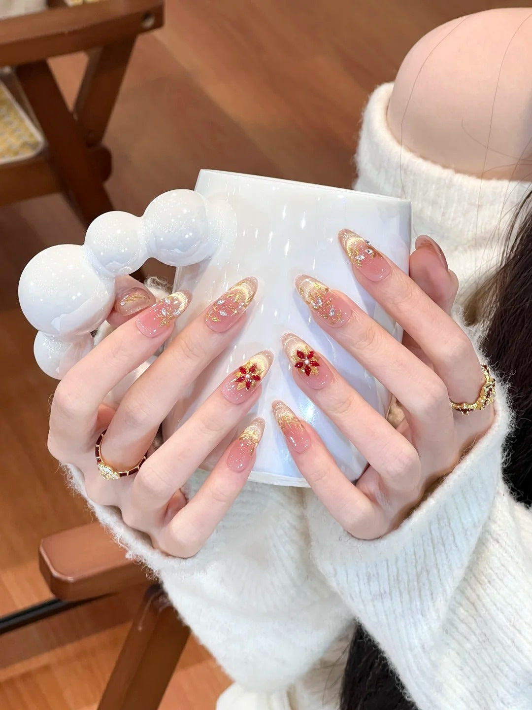 Elegant artificial nails with sparkling floral decorations Stornfield