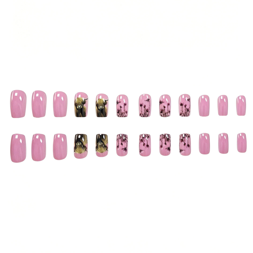 Floral-Themed Highland Cattle Nail Art Stornfield