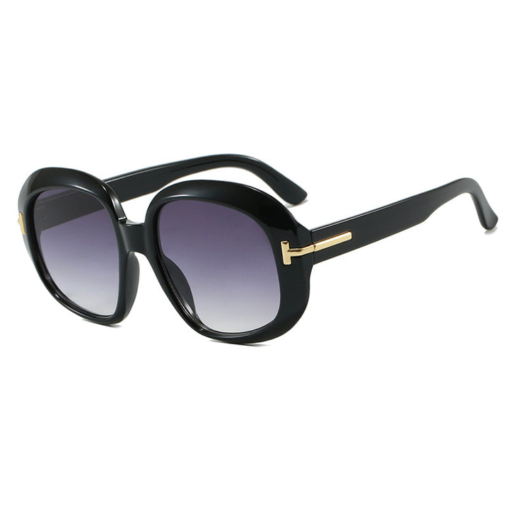 Women's oversized sunglasses with elegant frame structure and UV protection Stornfield