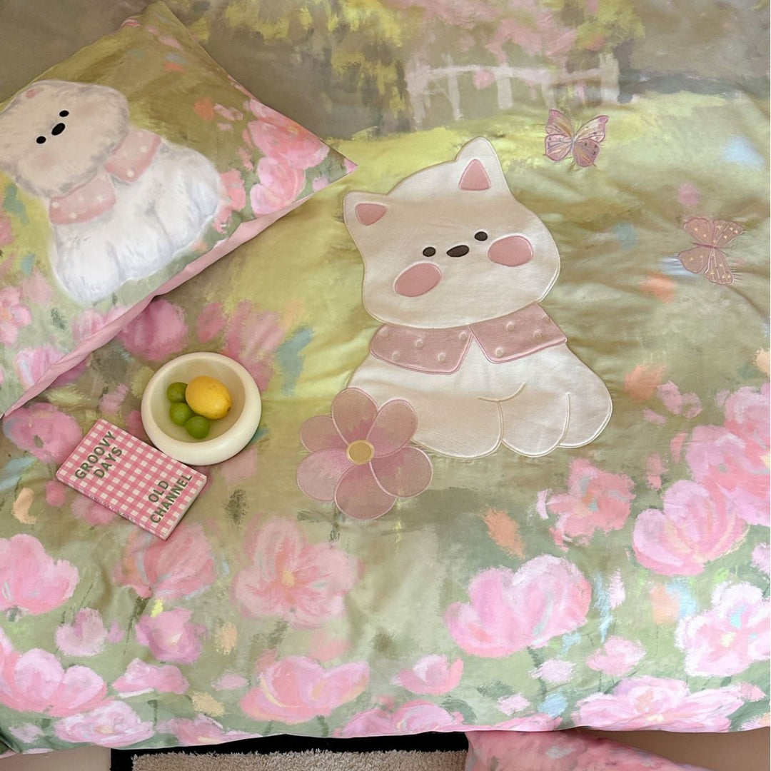 Floral Watercolor Cat Appliqué Duvet Cover Bedding Set with Reversible Pillowcases