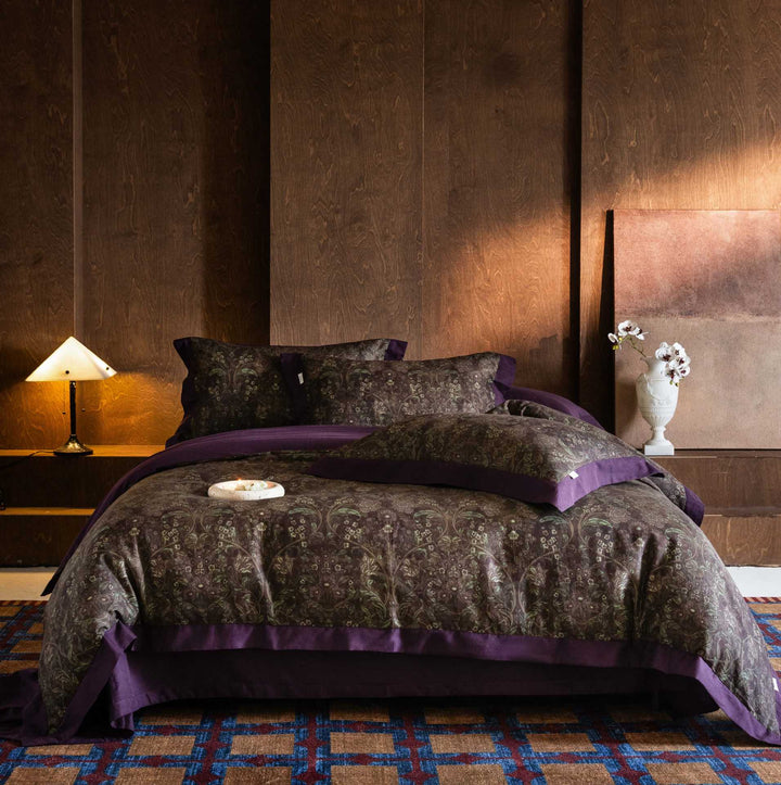 Vintage Botanical Jacquard Duvet Cover Set with Contrast Hem and Envelope Pillow Shams