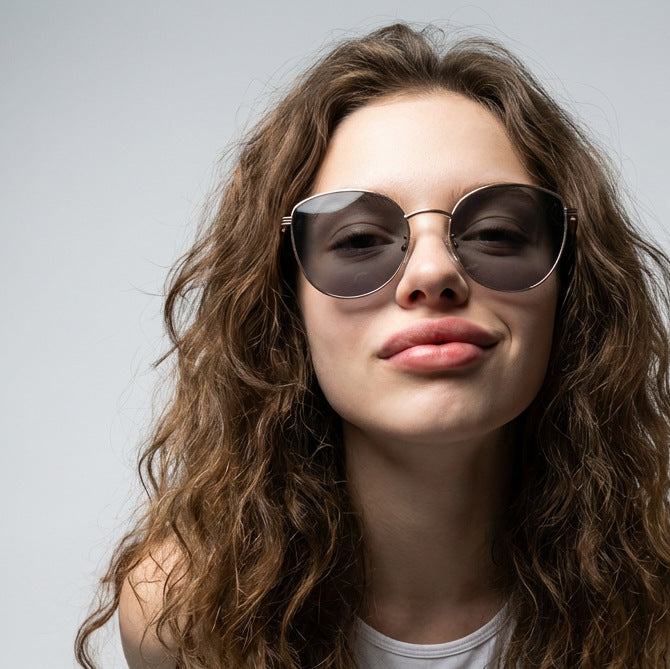 Women's geometric sunglasses with narrow metal frame Stornfield