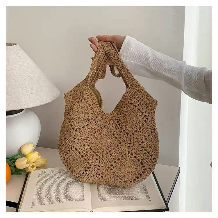 Handmade shoulder bag with floral motifs Stornfield