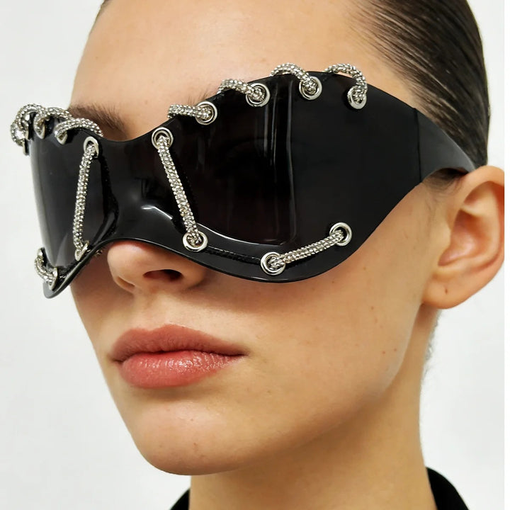 Women extravagant sunglasses with unique chain design Stornfield