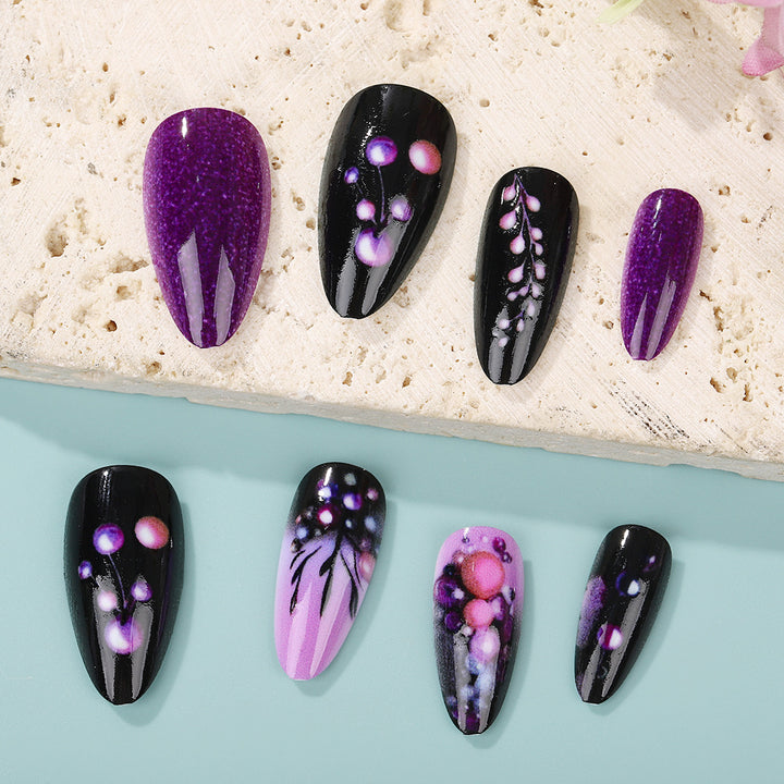 Artificial nails with creative designs Stornfield