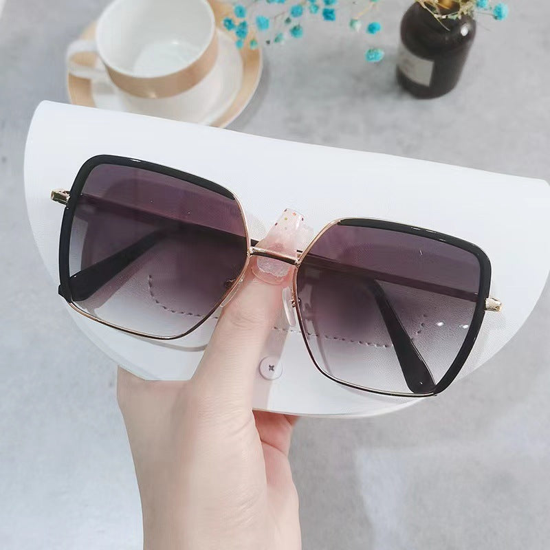Ladies stylish oversized sunglasses Stornfield