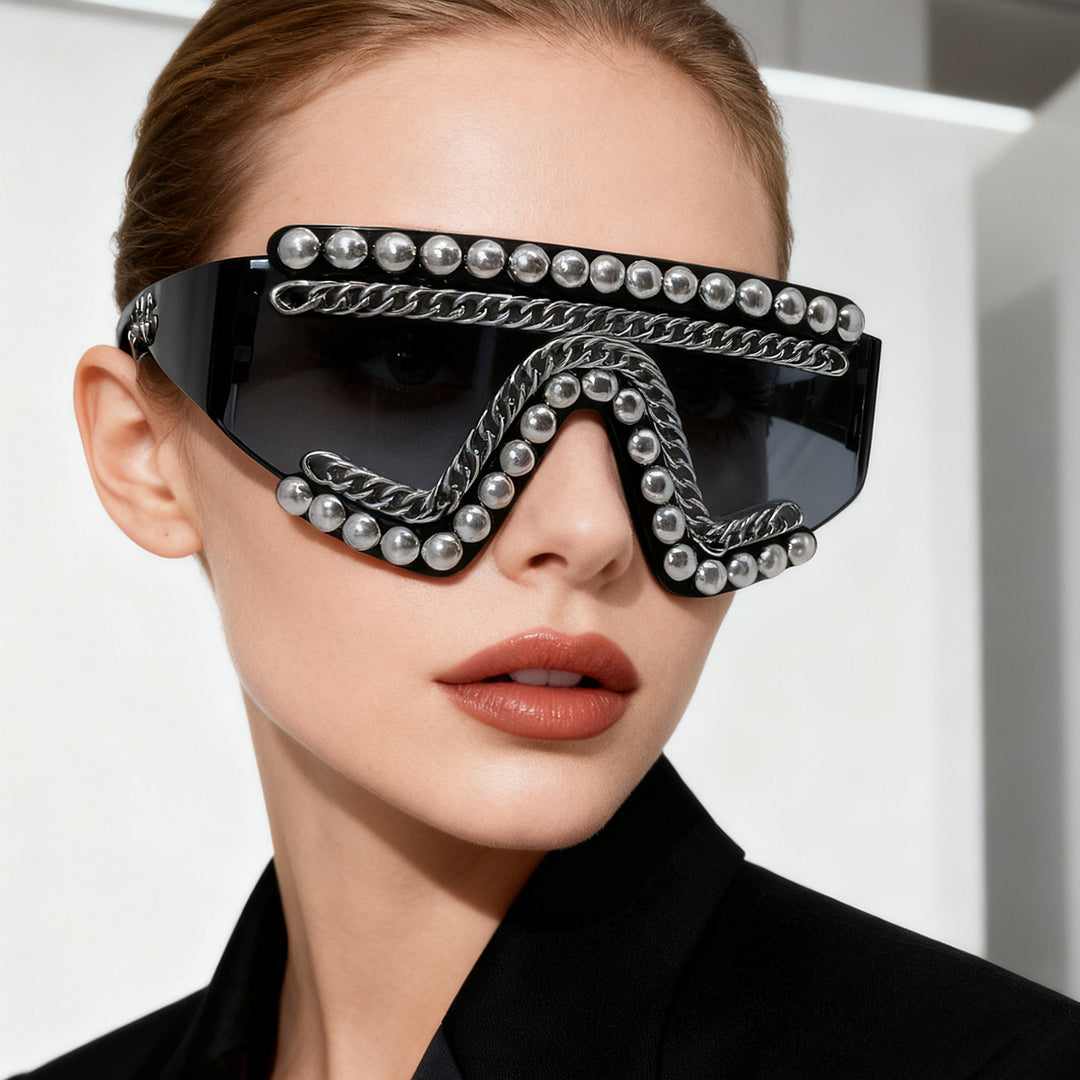 Women's fashion sunglasses with luxurious chain frame and shimmering accents Stornfield