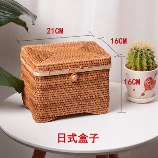 Ladies stylish storage box made of woven natural material Stornfield