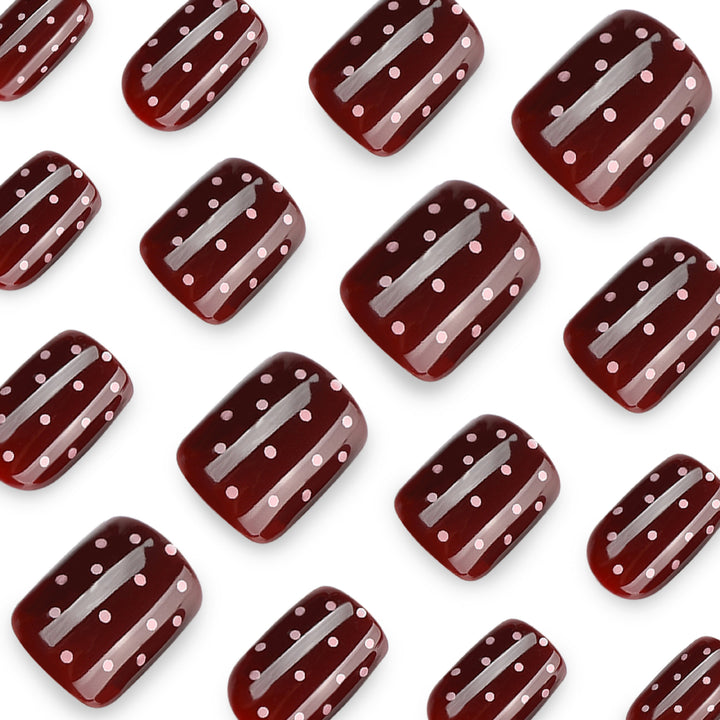 Creative Nail Art with Dots Stornfield