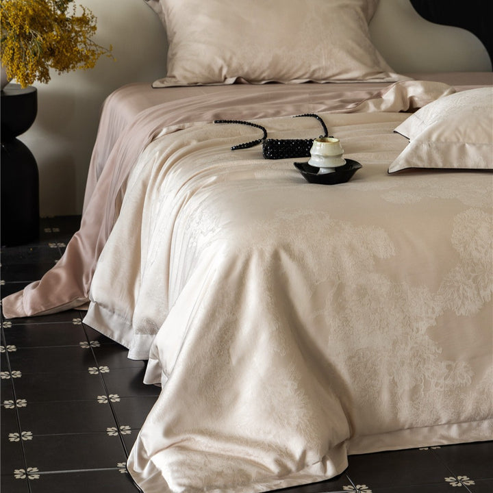 Silky Jacquard Crocodile-Embossed Duvet Cover and Pillowcase Set