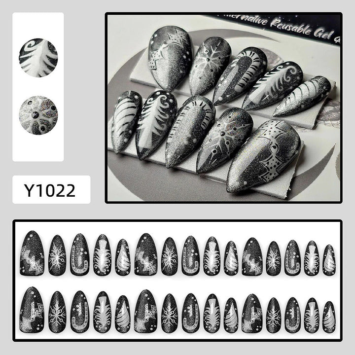 Creative Nail Art in Glamorous Black-White Design Stornfield