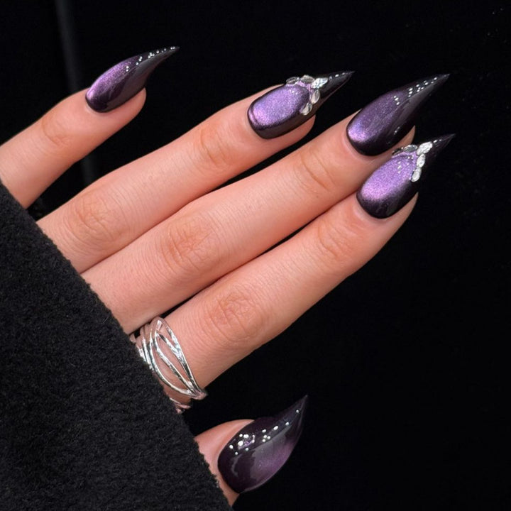 Glamorous Stiletto Press-On Nail Enhancements