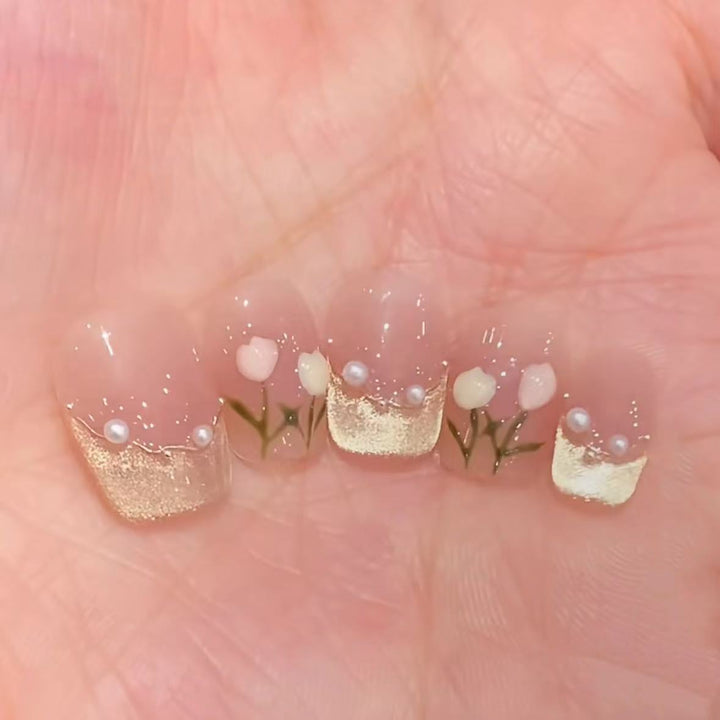 Floral Nail Art