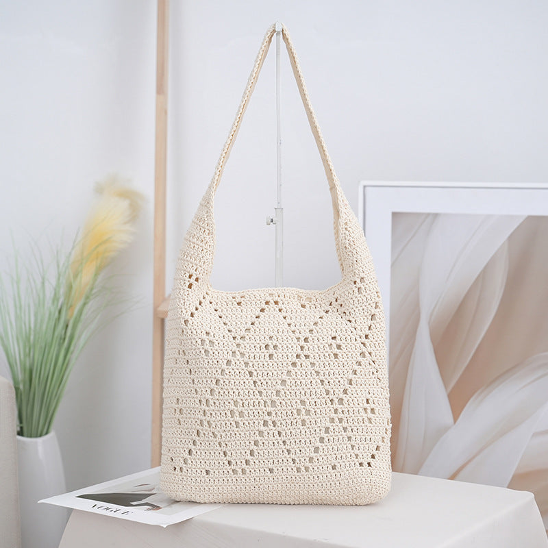 Handcrafted straw shoulder bag Stornfield