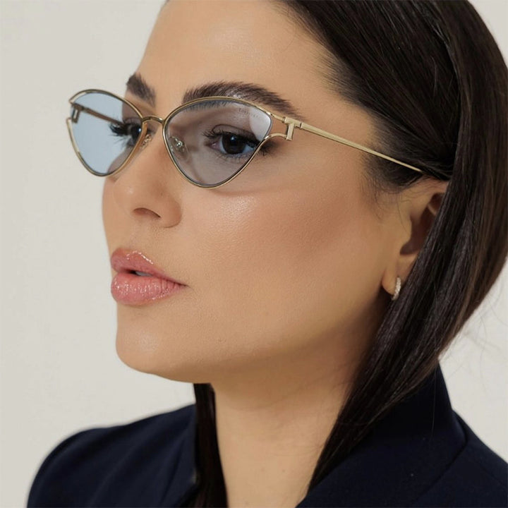 Ladies Cat-Eye Sunglasses in Elegant Gold Frame Stornfield
