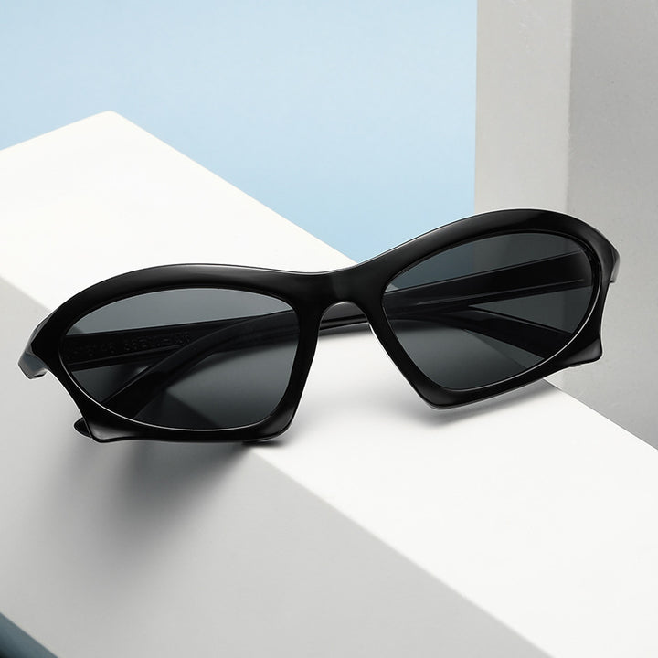 Women's fashionable sunglasses with innovative, ergonomic frame Stornfield