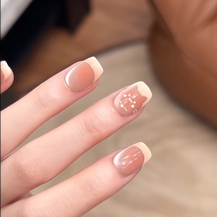 Artificial nails with elegant French design Stornfield