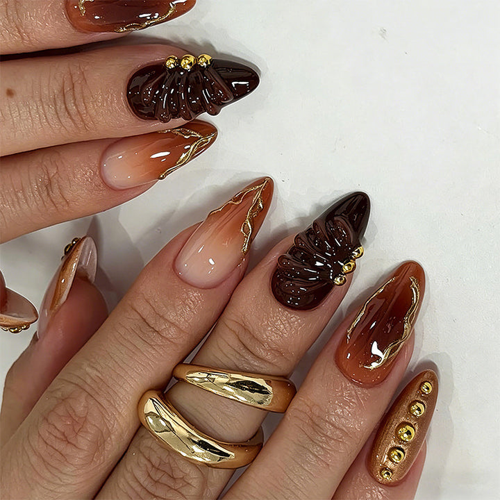 Artful nail set with floral accents Stornfield
