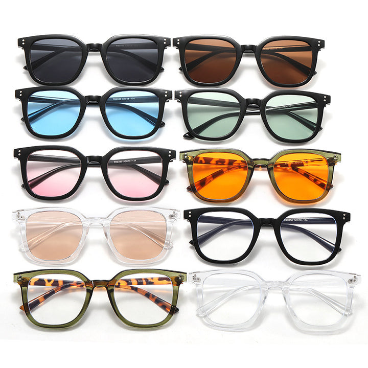 Ladies square designer glasses with thick frame and elegant profile Stornfield