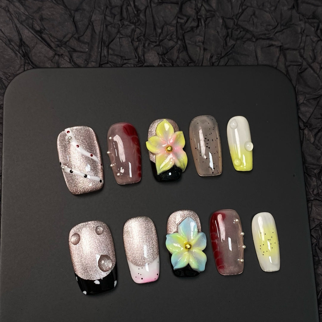 Artistic Decorative Press-On Nail Set