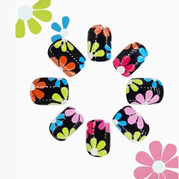 Floral Artistic Nail Design Stornfield