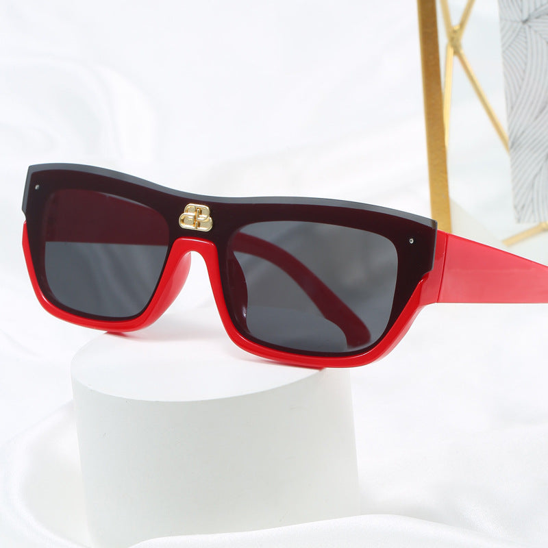 Women's fashionable oversized sunglasses with striking design Stornfield