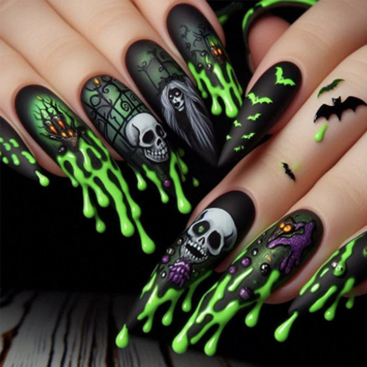 Artificial nail set with spooky clown motifs and extravagant accents Stornfield