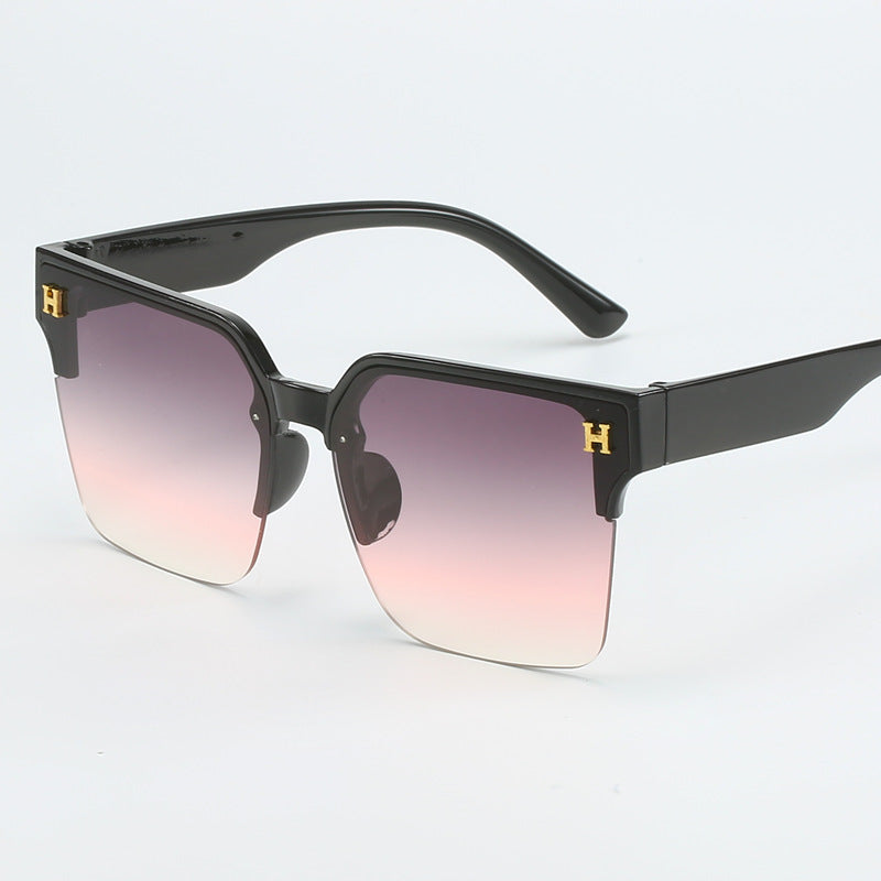 Women square sunglasses with elegant metal frame Stornfield