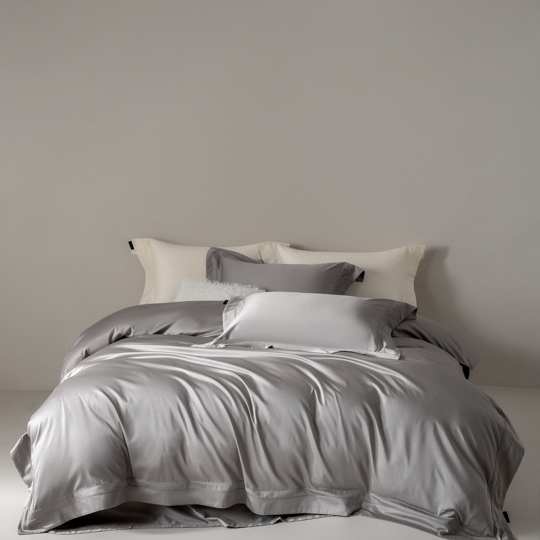 Silky-smooth satin bedding set with hotel closure