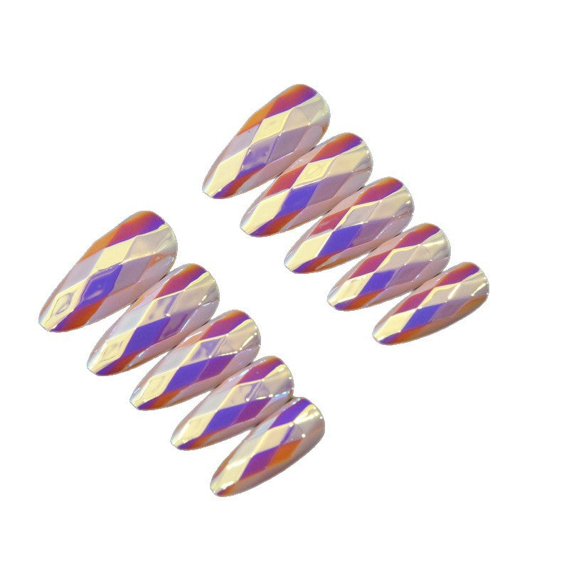 Glamorous Diamond Pattern Press-On Nail Set