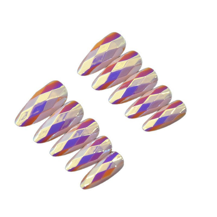 Glamorous Diamond Pattern Press-On Nail Set