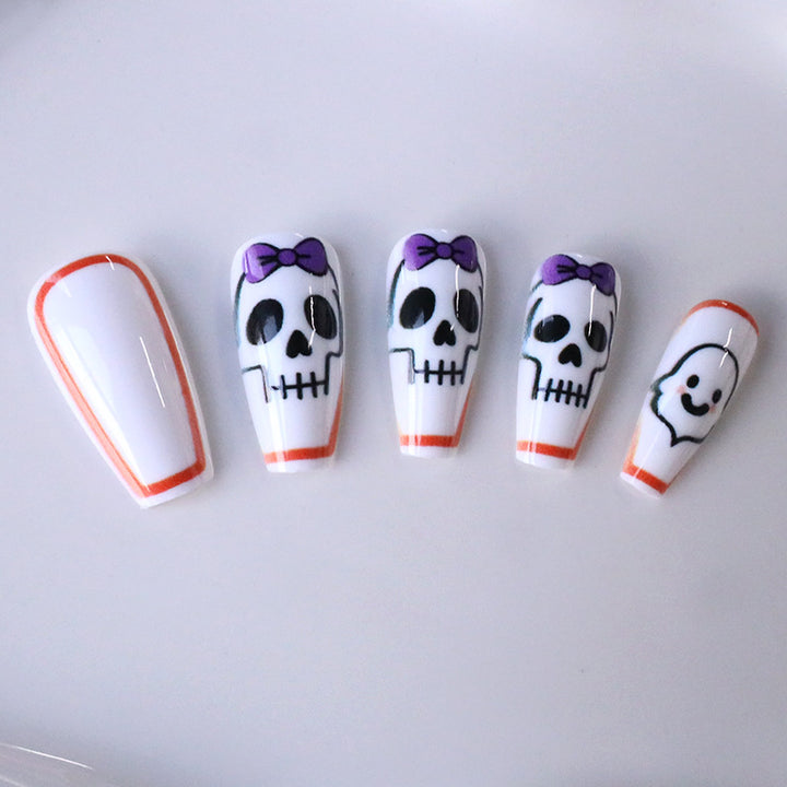 Artistic Halloween-Themed Nail Art Extensions Stornfield