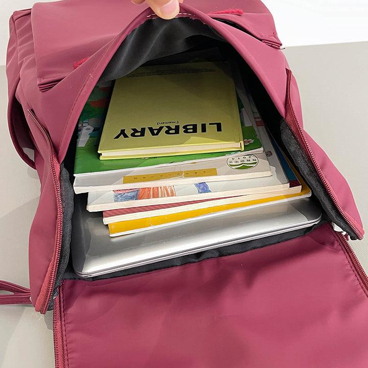 Modern Minimalist Backpack Stornfield