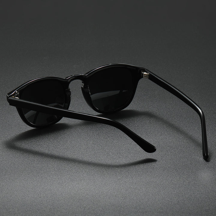 Women’s fashionable sunglasses in contemporary tortoiseshell design Stornfield