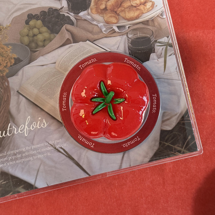 Decorative refrigerator magnet in tomato design Stornfield