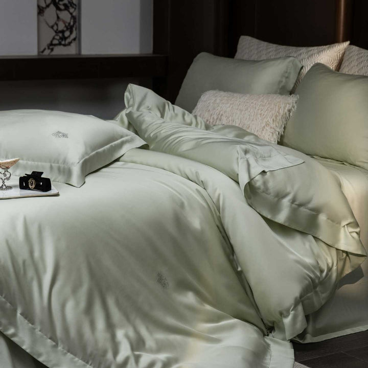 Luxurious satin bedding set made of cotton satin with a silky matte feel and tone-on-tone embroidery