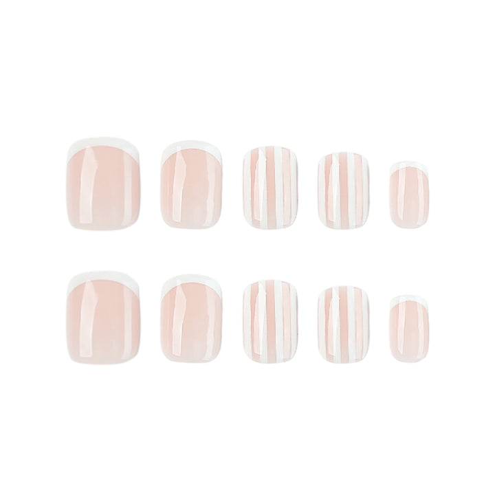 Artificial nail art with stripe pattern Stornfield