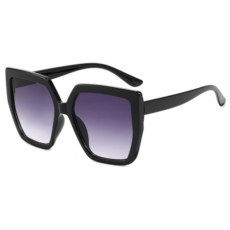 Ladies elegant oversized sunglasses with luxurious frame Stornfield