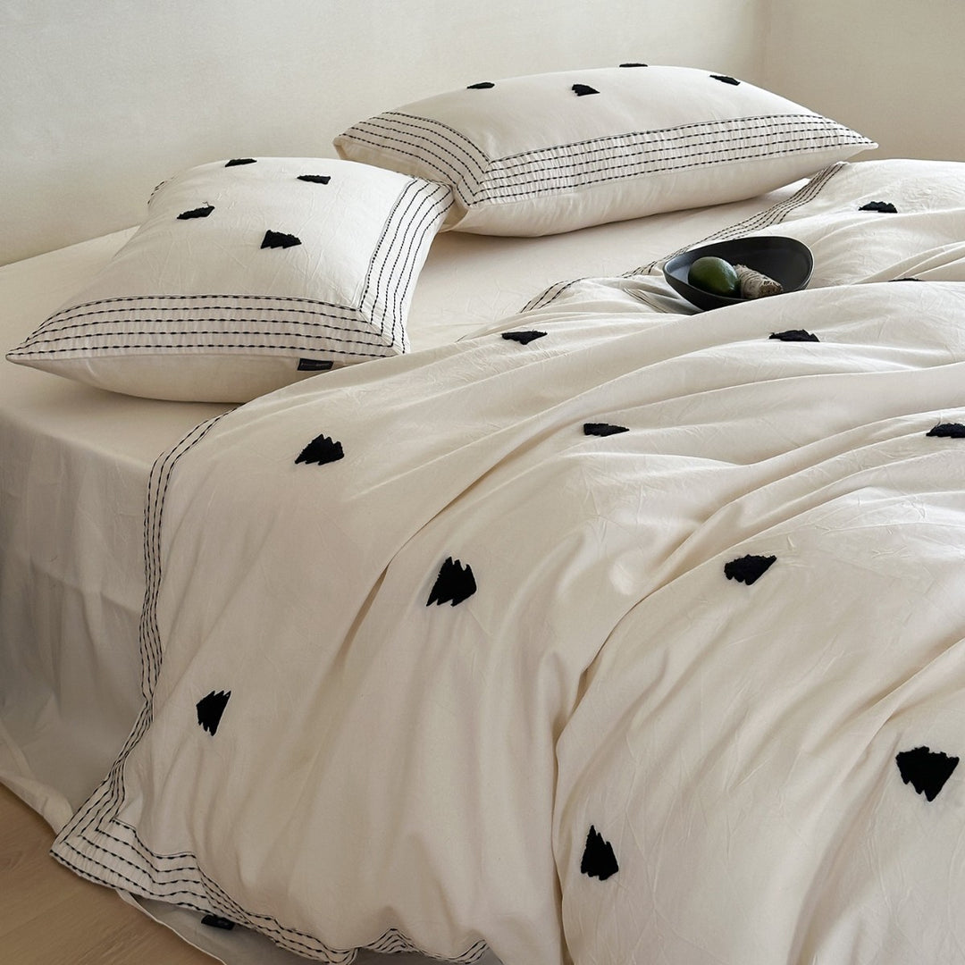 Embroidered Cotton Duvet Cover Set with Scattered Tuft Motifs and Triple-Stitch Border