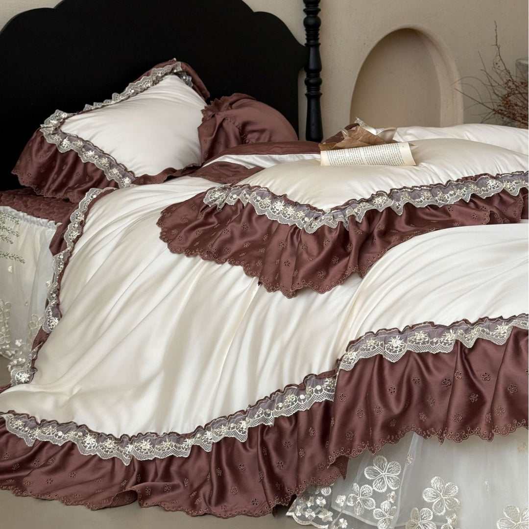Luxurious satin-like duvet cover set with ruffles and lace trim