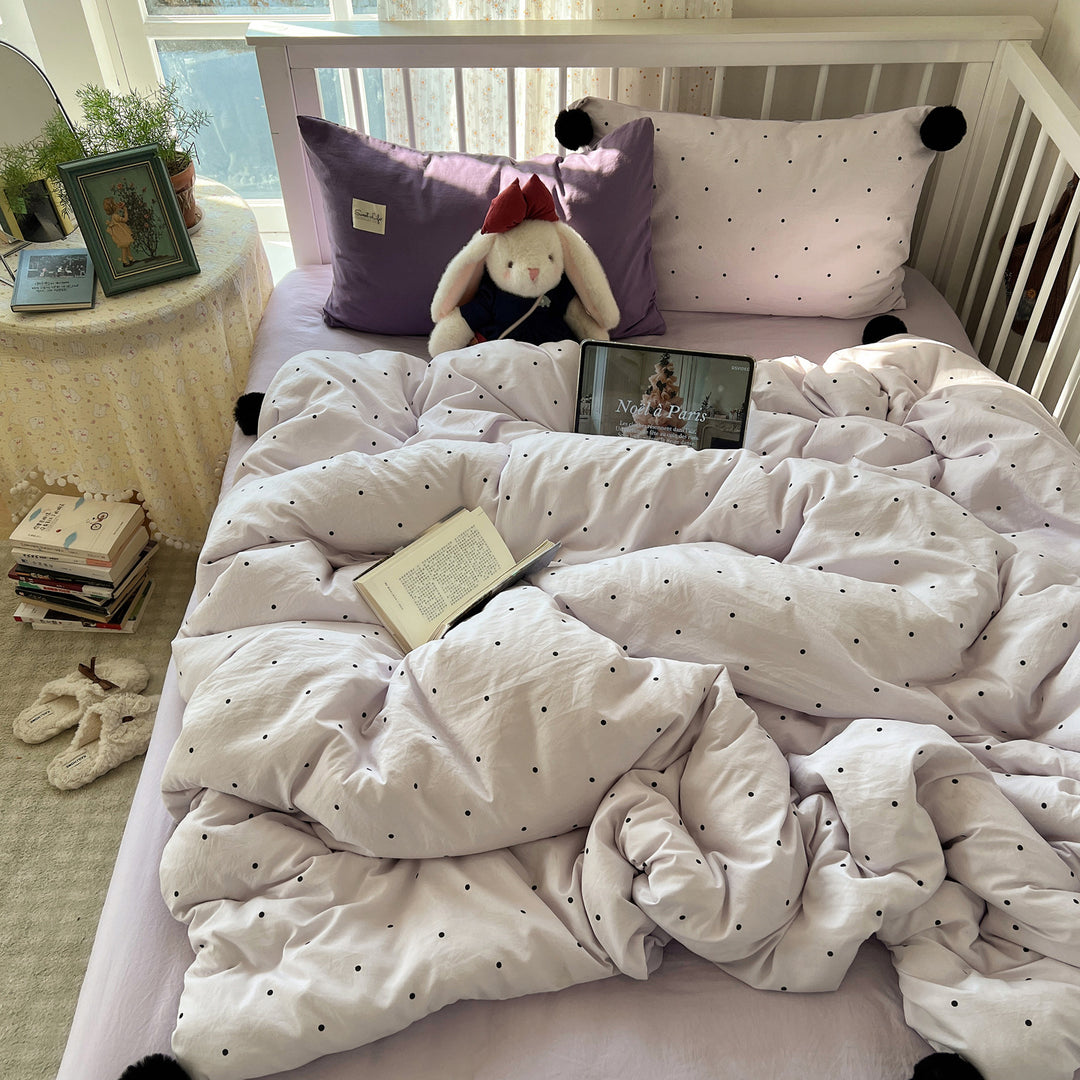 Cozy Dotted Comforter Set