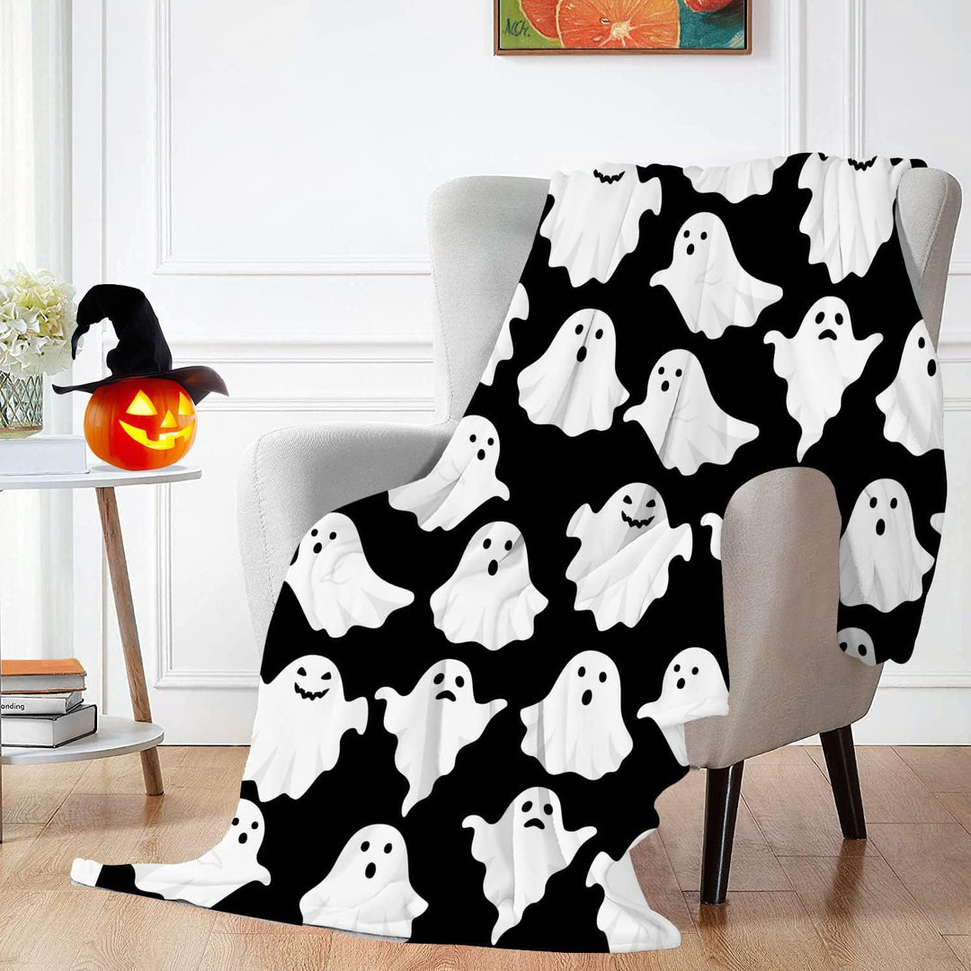 Spooky Ghost Pattern Throw Blanket