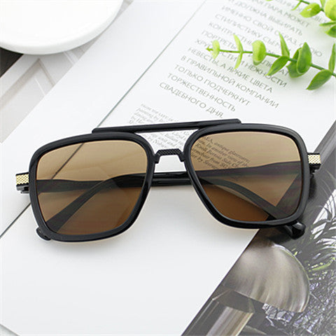 Ladies modern sunglasses with square frame Stornfield