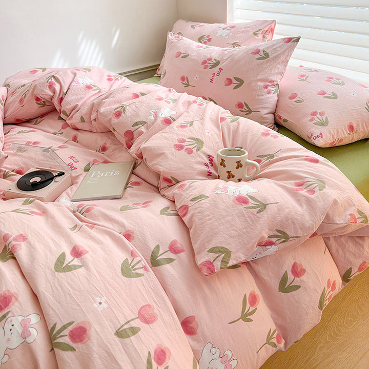 Children's Playful Floral Patterned Bedding Set
