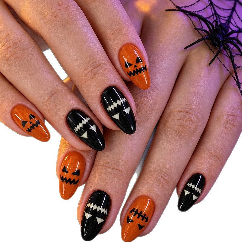 Halloween-Themed Stiletto Nail Art Stornfield